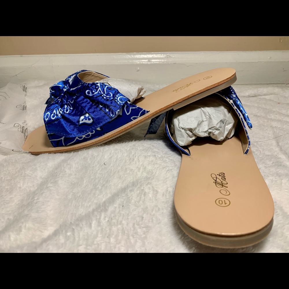 Bandana Slides